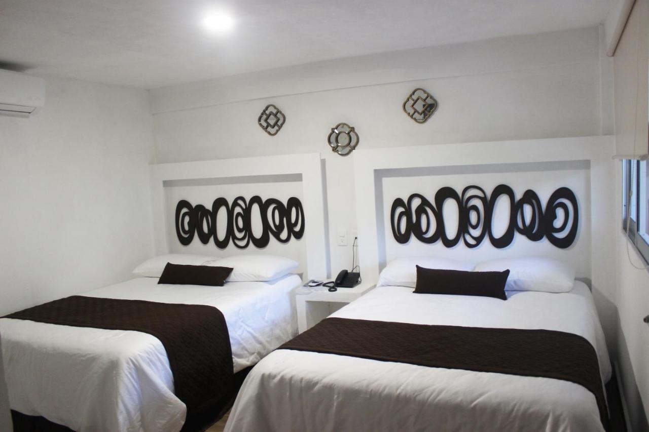 Hotel Celin Acapulco Exterior photo