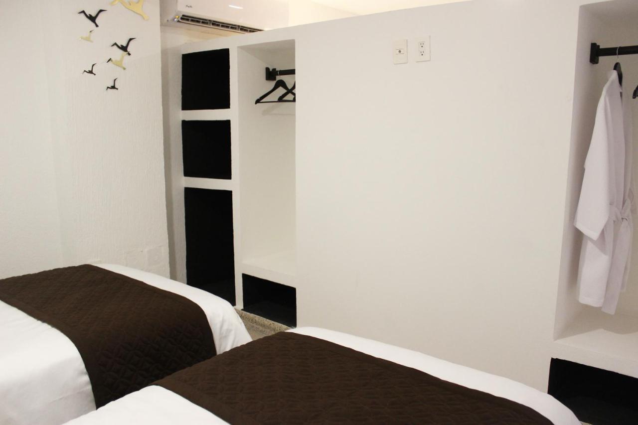 Hotel Celin Acapulco Exterior photo