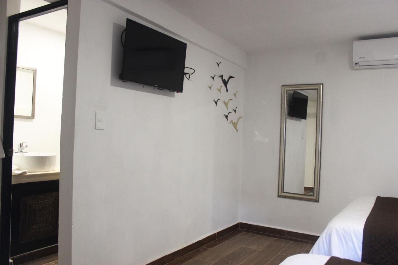 Hotel Celin Acapulco Exterior photo